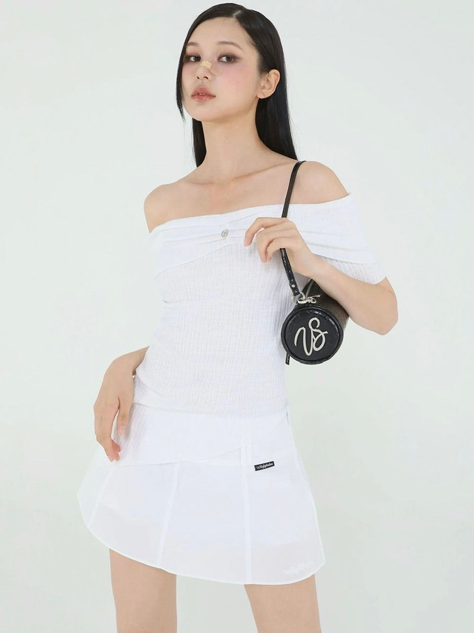 【Uglyshadow】UNBALANCED KNIT OFF SHOULDER