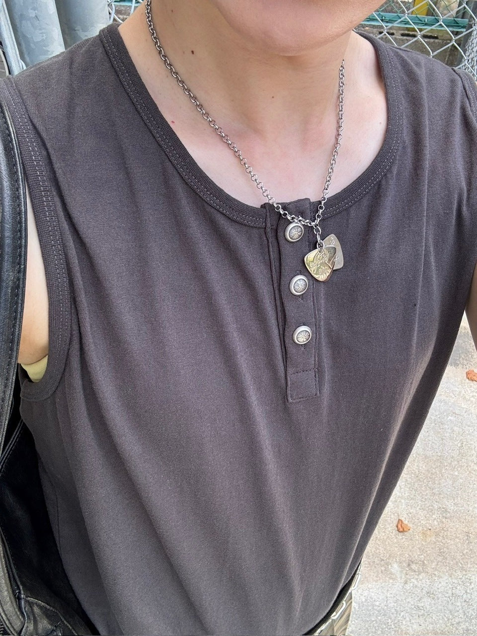 【Chikashitsu +】henry neck sleeveless (3color) / 【チカシツプラス】ヘンリーネックタンクトップ
