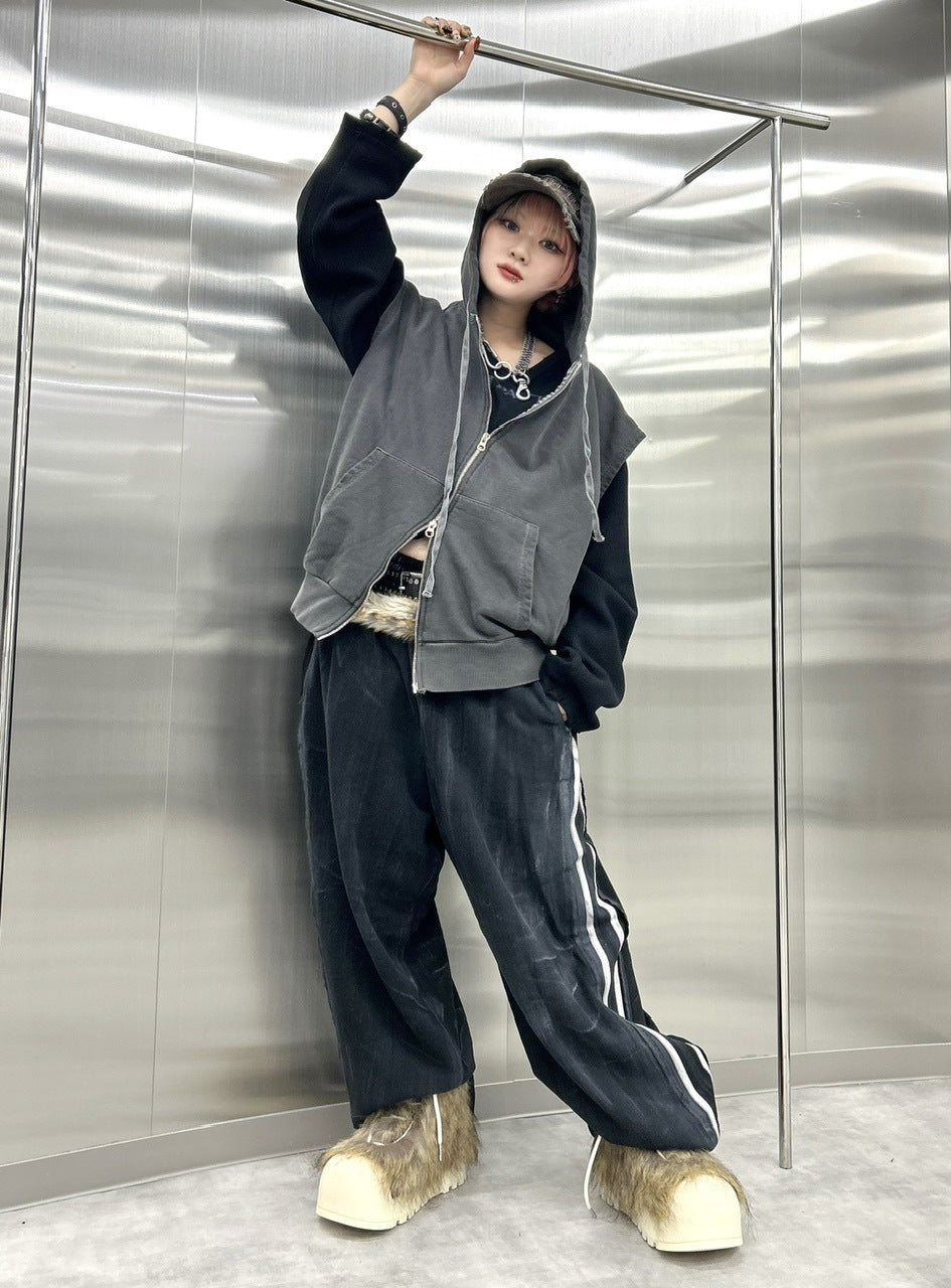 受注制【Never mind the XU】pigment sleeveless zip up hoodie (2color)