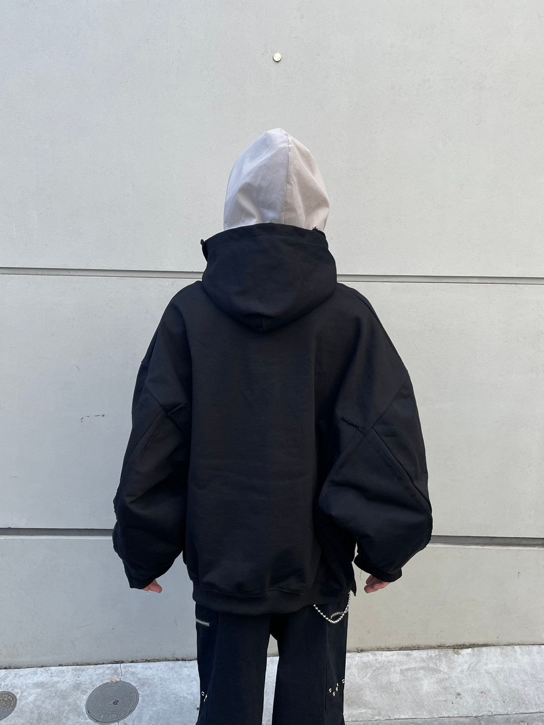 受注制【nmtc +】remake zip up hoodie 1 (2color) / 【エヌエムティーシープラス】リメイク長袖ジップアップパーカー