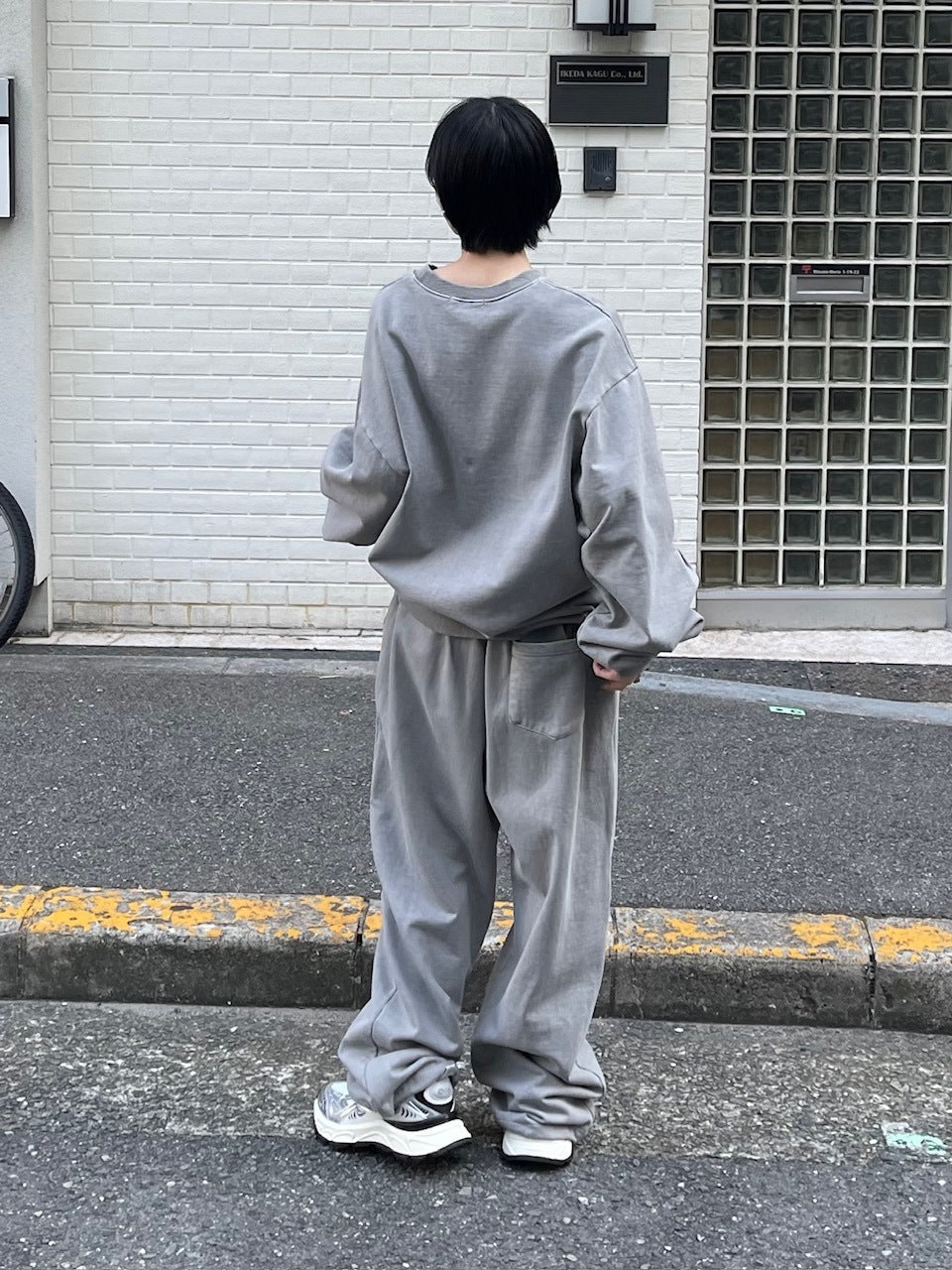 受注制【Chikashitsu +】stitch design sweat pants (3color)