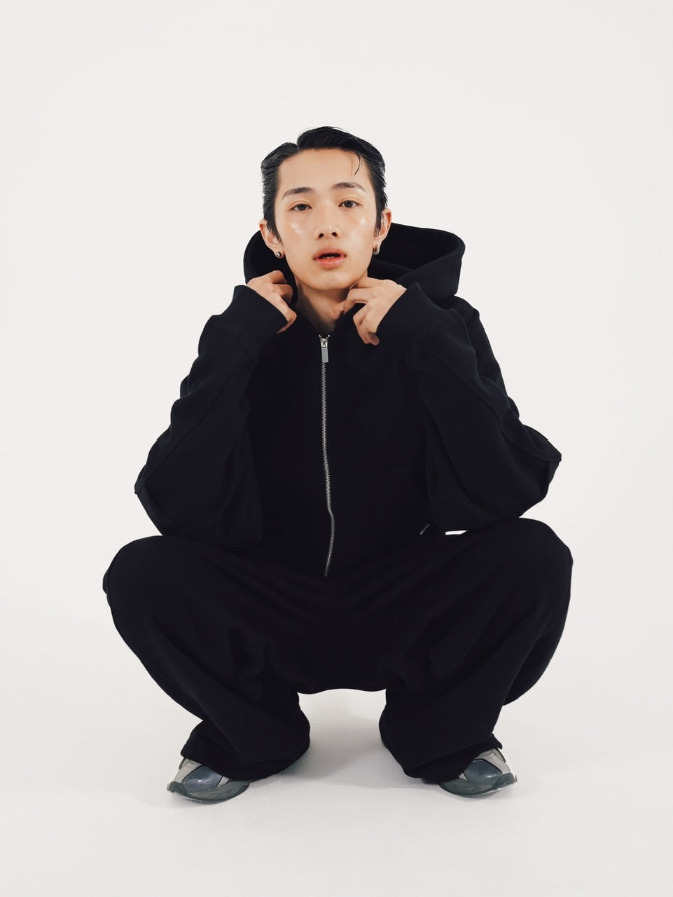 【CS】cropped double zip hoodie (black)