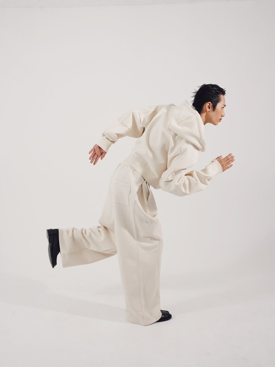 【CS】cropped double zip hoodie (ivory)