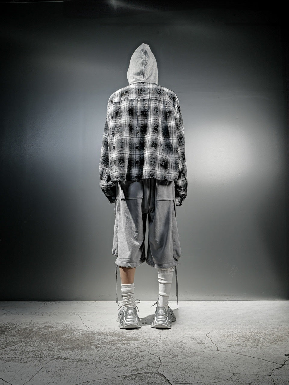 【DIG YOUR OWN GRAVE】FULL ZIP SHORTS