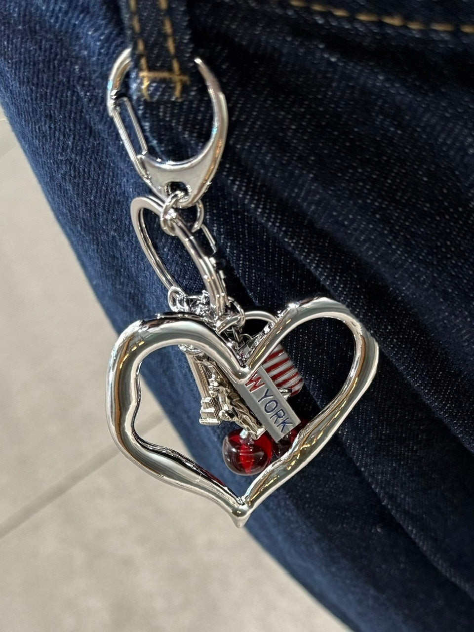 【Chikashitsu +】original big heart charm key strap