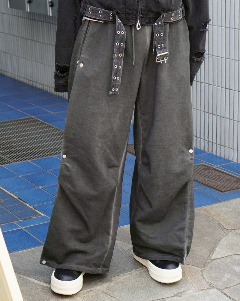 【DIG YOUR OWN GRAVE】Spray coating sweat pants