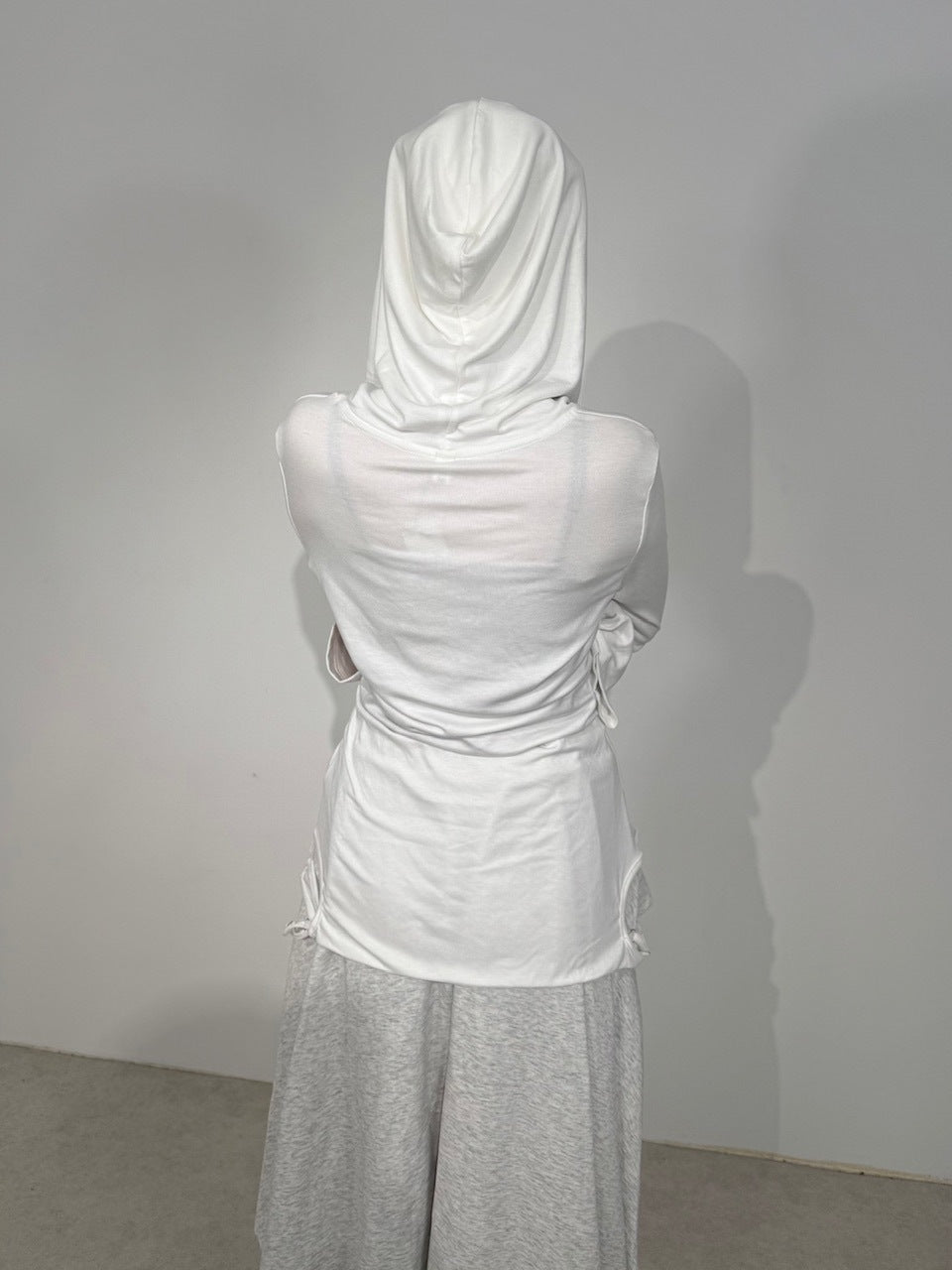 国際配送【Nerd out XU】design slim hooded long sleeve