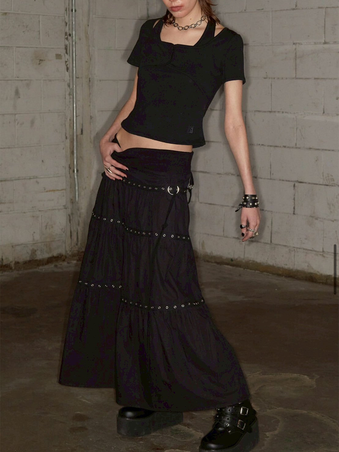 NOT KNOWING】Tiered Eyelet Maxi Skirt – PRESSING WEB SHOP