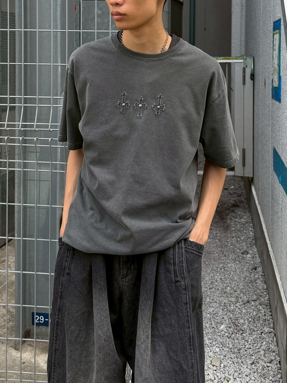 受注制【Chikashitsu +】pigment cross point t-shirt (2color) / 【チカシツプラス】ピグメントクロスポイント半袖Tシャツ