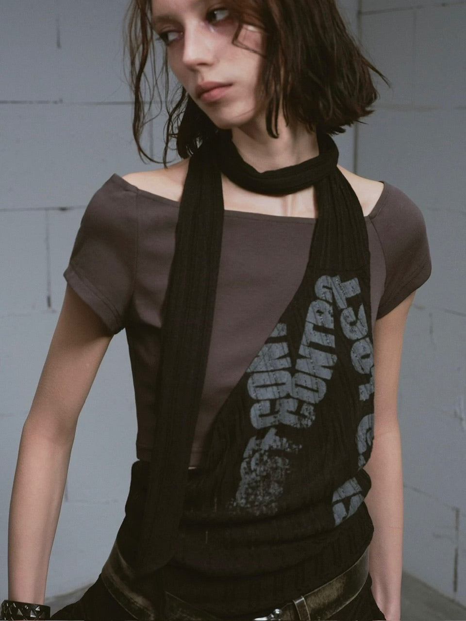 【Cest Nous】Black and Gray Short-sleeved T-shirts / 【セヌー】クロップ半袖Tシャツシアーチュニックレイヤードトップス