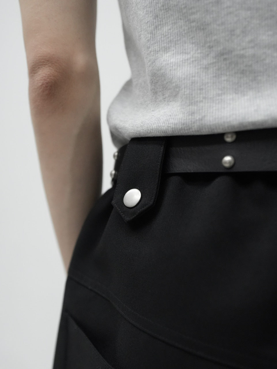 【CS】SEAM DESIGN DRAPE WIDE PANTS