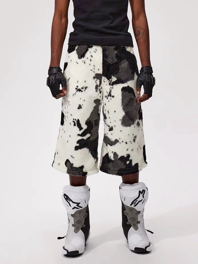 【Fourth3ex】Summer Eco-Faux Fur Cow Print Shorts / 【フォースセックス】エコファーカウプリントハーフパンツ