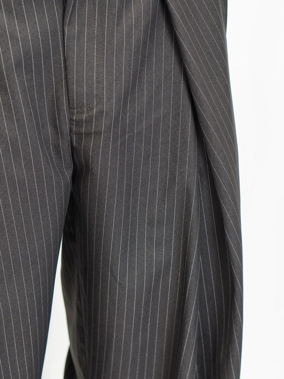 【CS】stripe cross tuck drape slacks (brown)