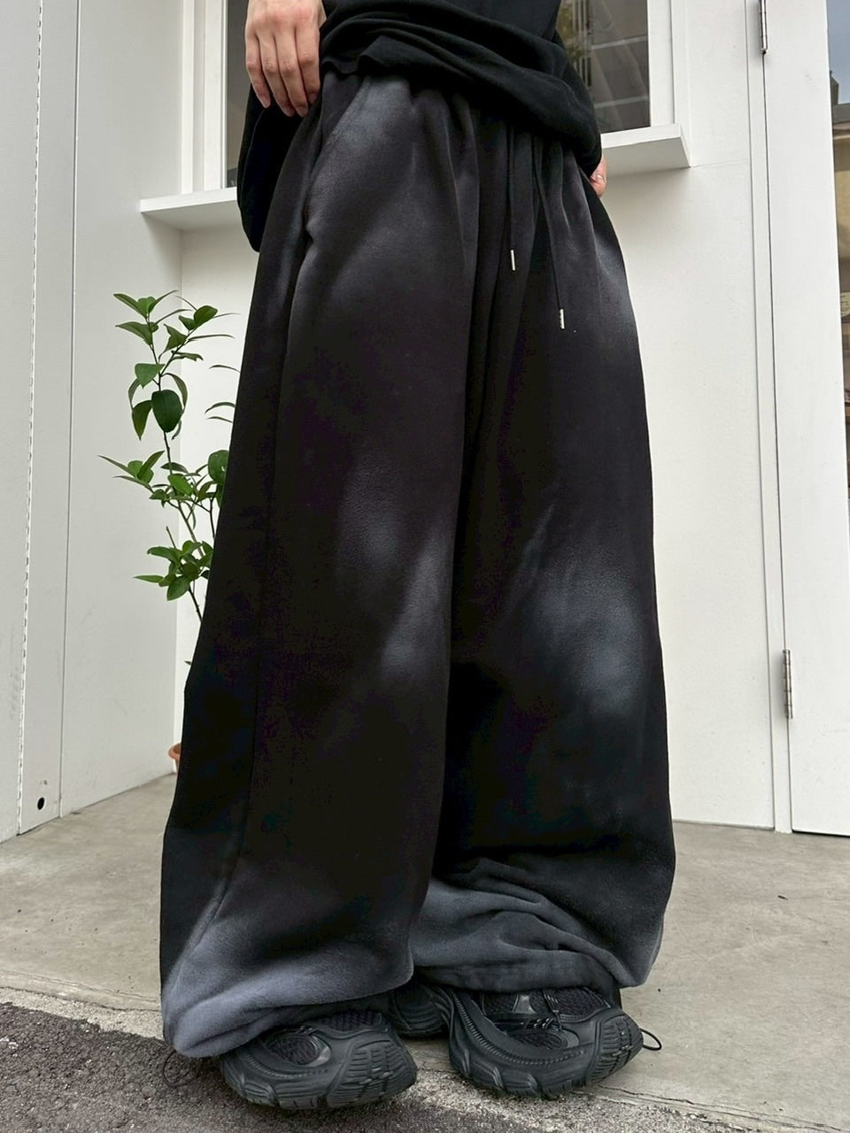 受注制【LUV CODE】spray sweat pants (3color)