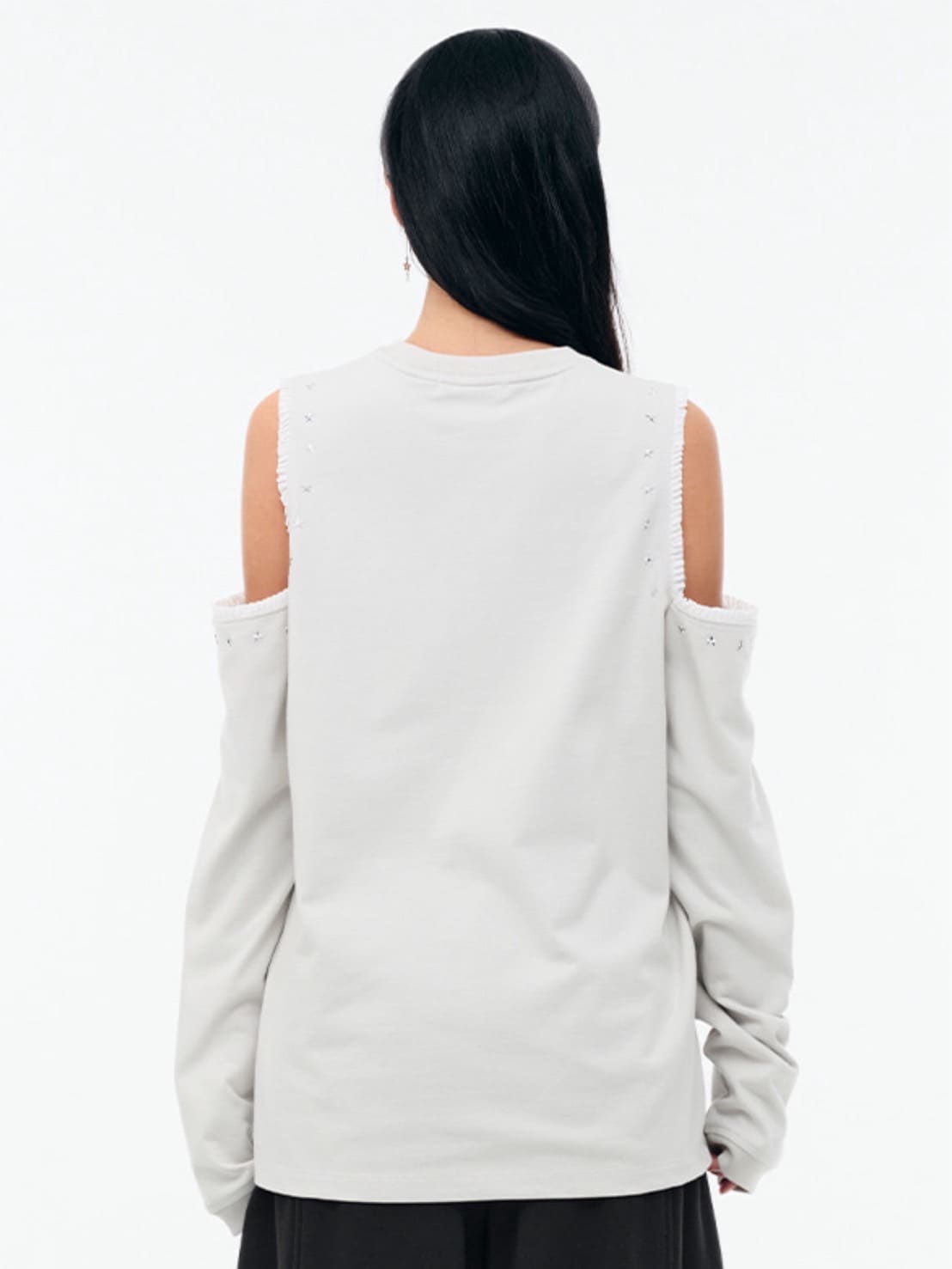 【TUOMIO】CUT-OUT LACE LONG SLEEVES / 【トゥオミオ】カットアウトレースロングスリーブ