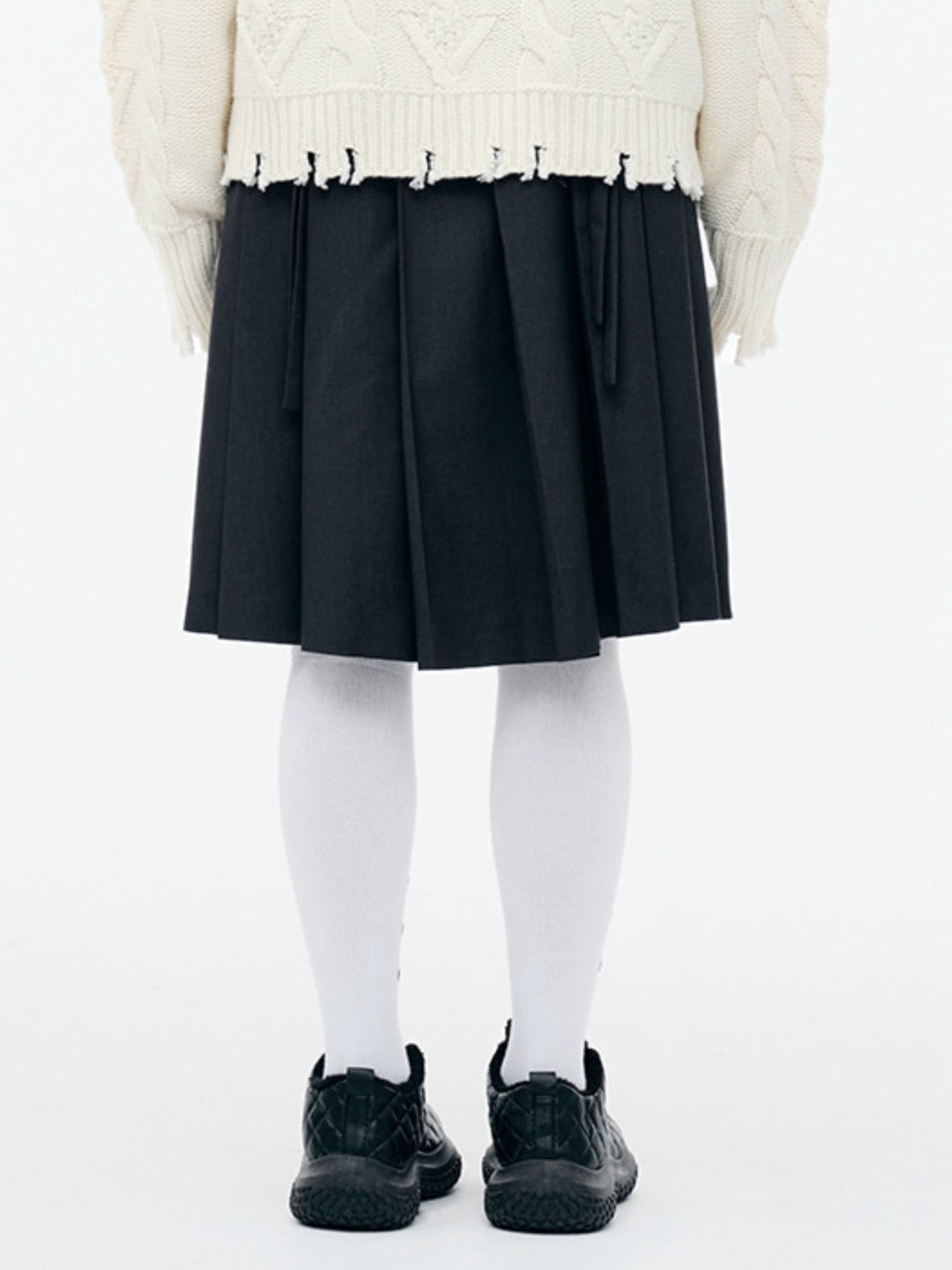 【TUOMIO】RIBBON GRAPHIC KNEE SOCKS / 【トゥオミオ】リボングラフィックニーソックス