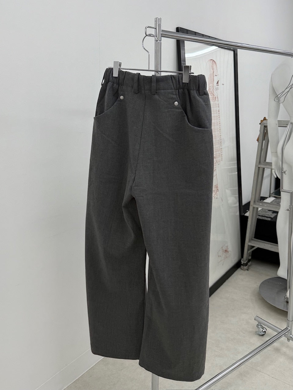 【Nerd out XU】side tuck slacks / 【ナードアウトエックスユー】サイドタックスラックス (2color)