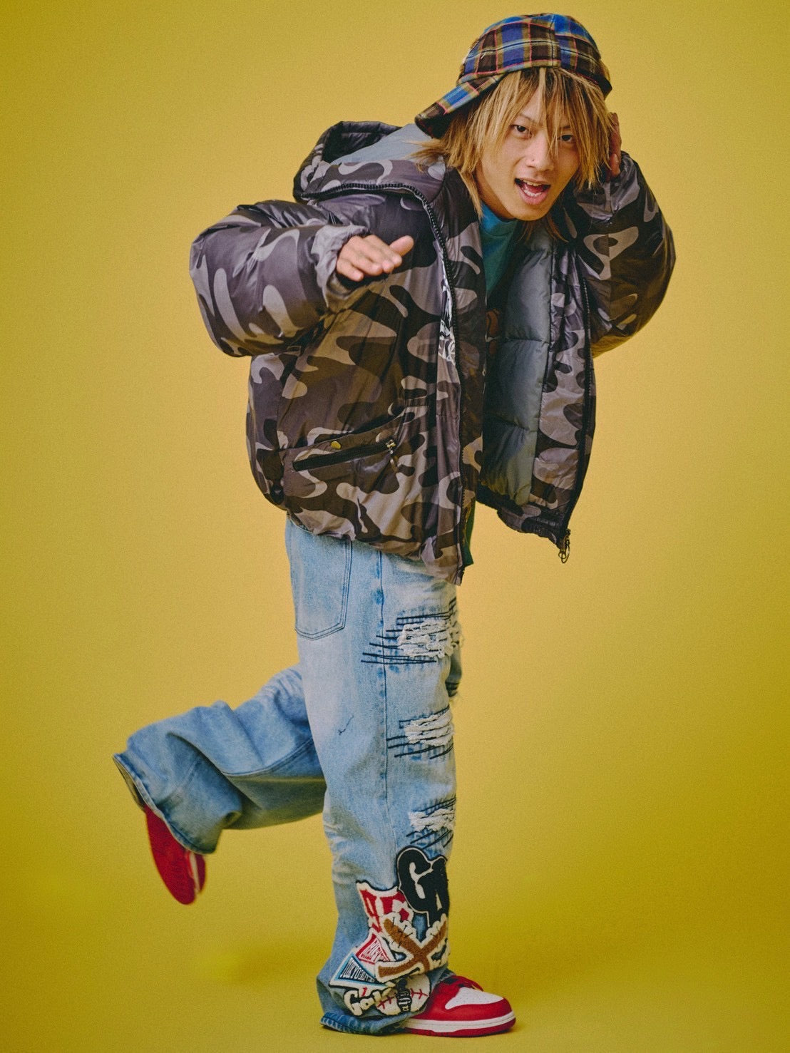 【GALFY】ワッペンだらけデニム