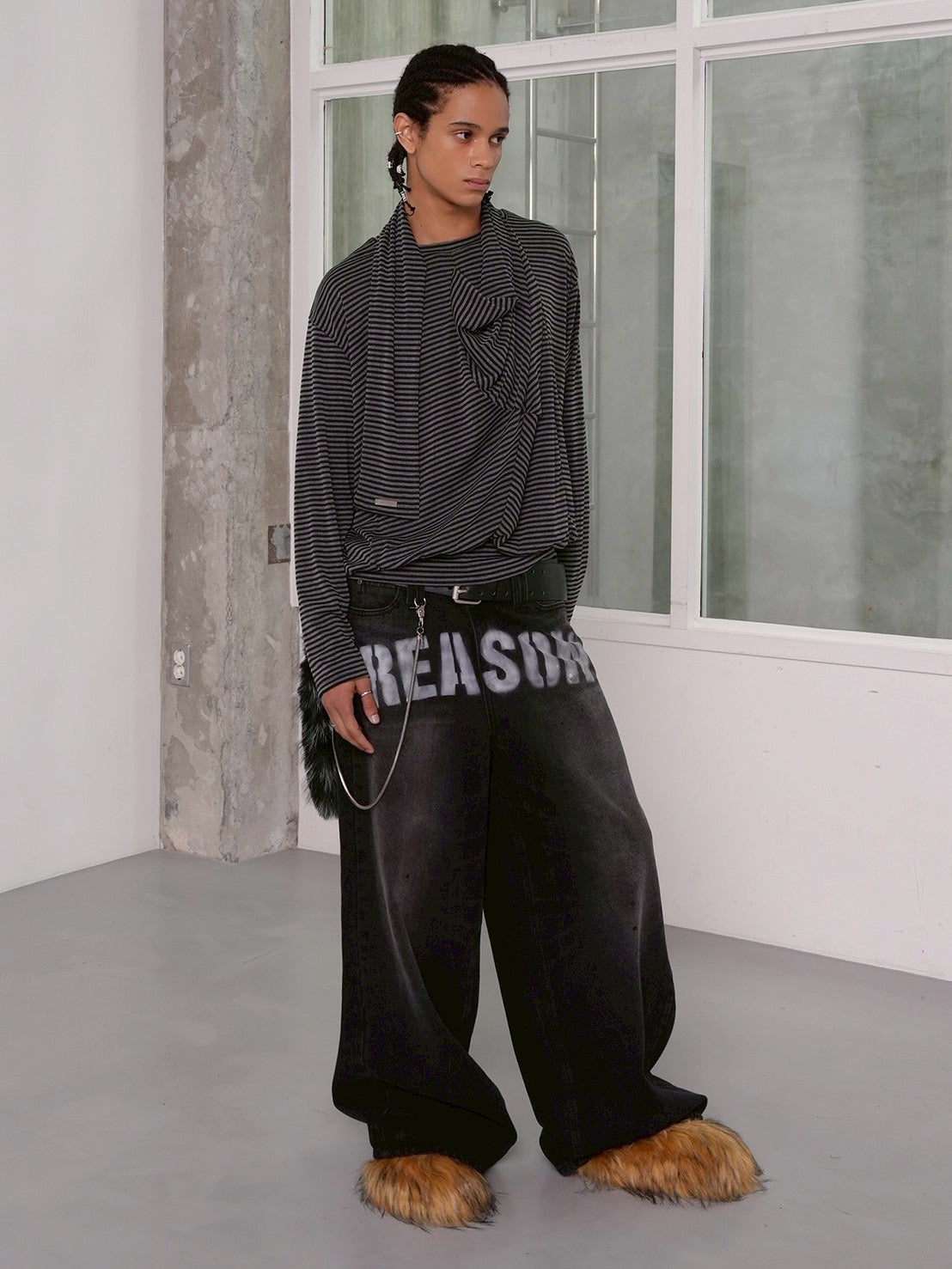 【ESC STUDIO】Drape Scarf T-shirt