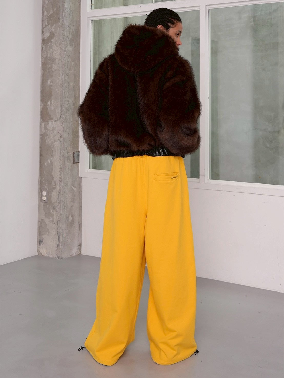 【ESC STUDIO】Lucky Cheeky sweat pants