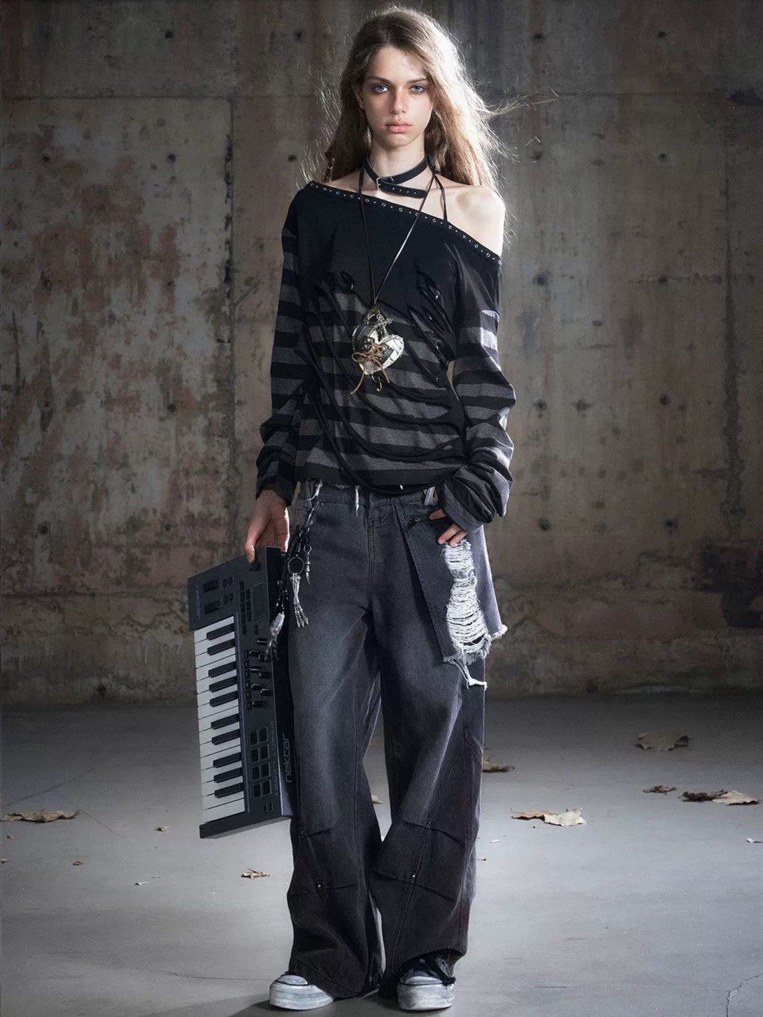 【Cest Nous】Black & Red Wide-Leg Pants / 【セヌー】ダブルウエストダメージデニムパンツ