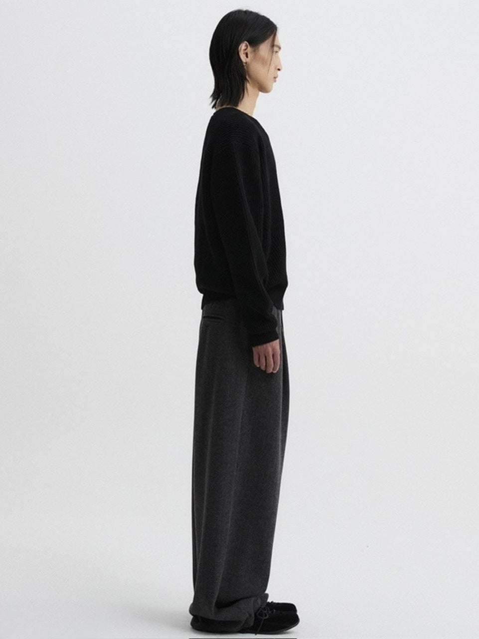 【DNSR】Legacy Wool V-Neck Knit