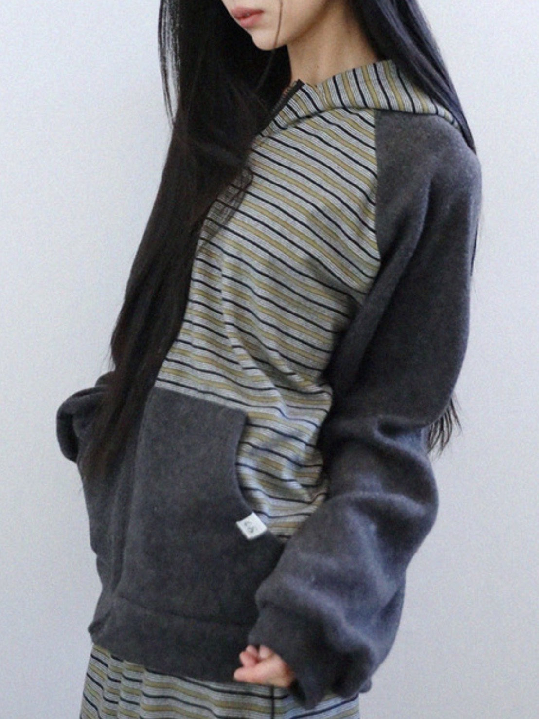 【Uglyshadow】RABBIT EAR HOOD STRIPE ZIP-UP