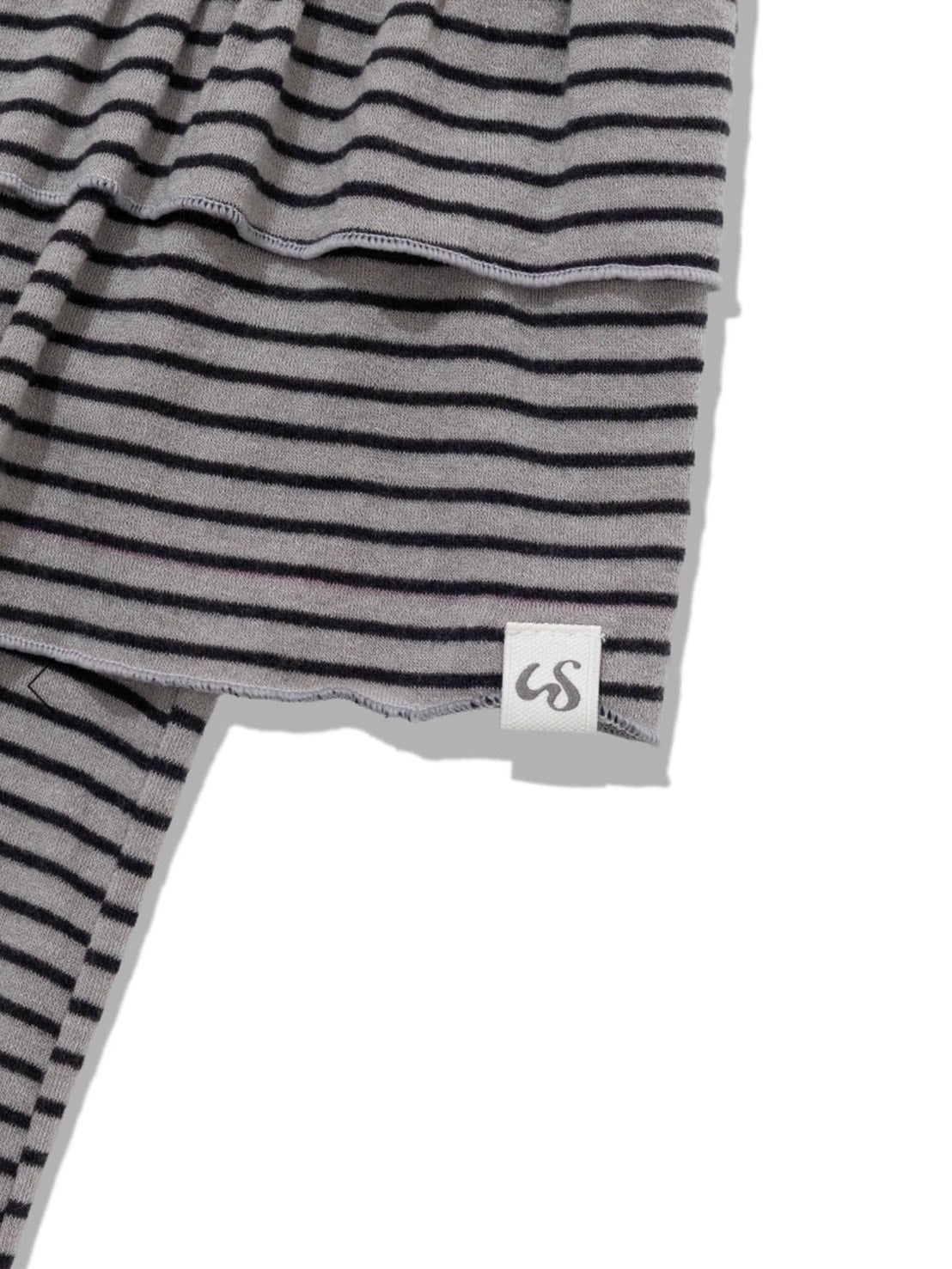 12/21 20:00 発売【Uglyshadow】CANCAN STRIPE SKIRT PANTS