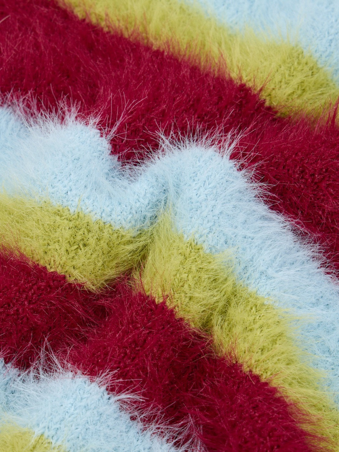 【IUGAMAKARAS】Striped Hairy Bold Muffler