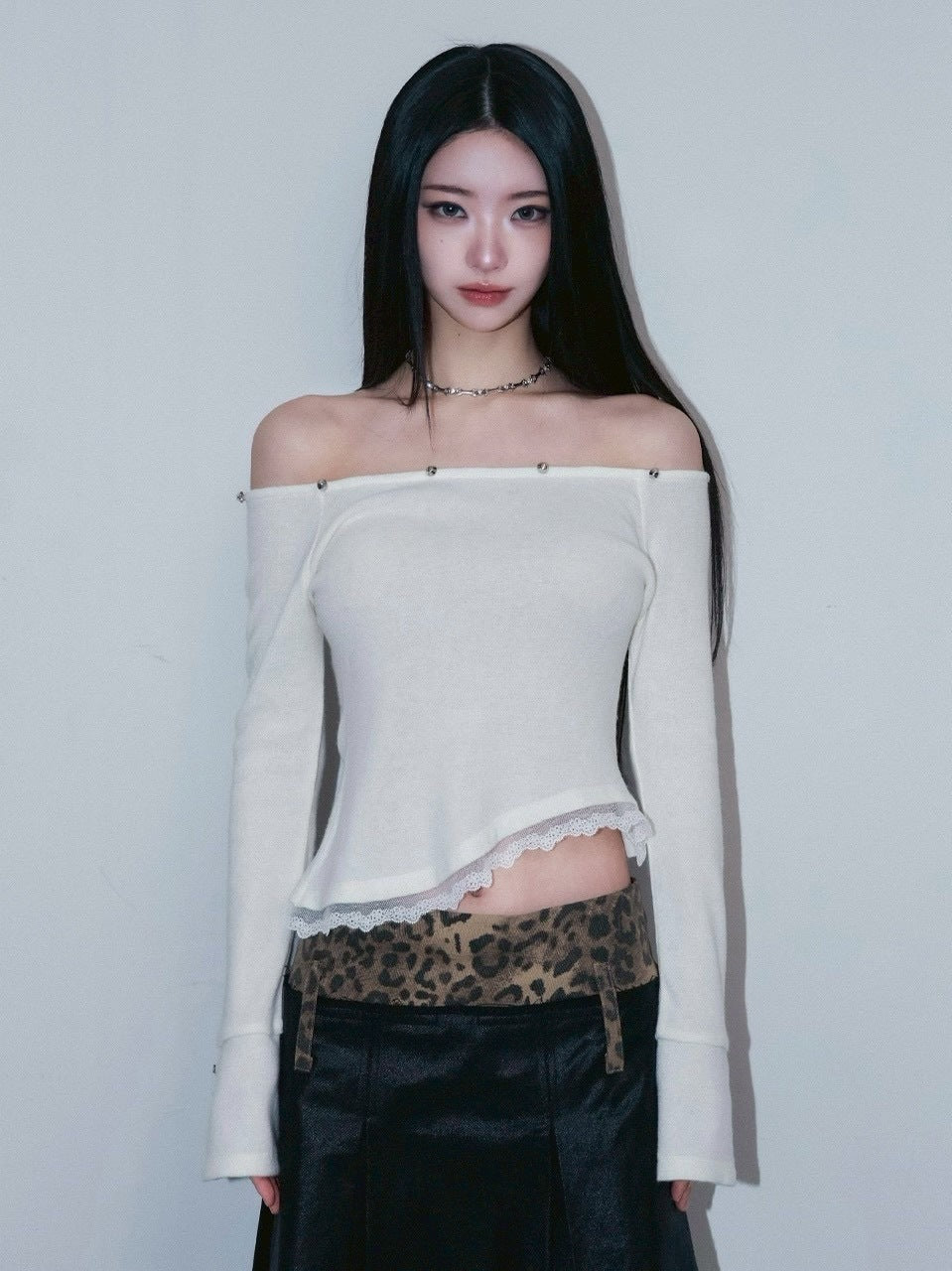 1/2 20:00発売【CHERRYQUIRI】bunny fluff off shoulder top