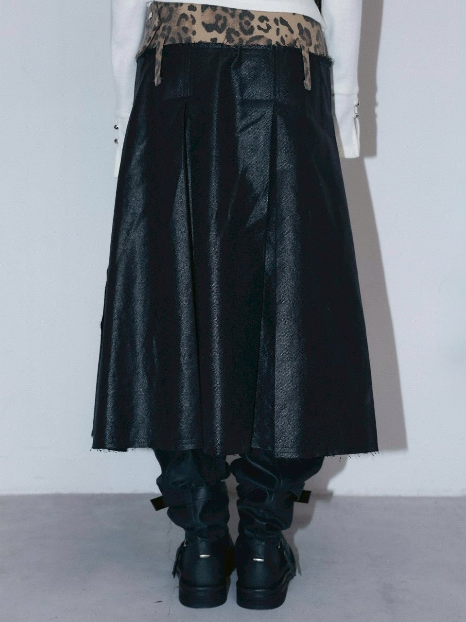 1/2 20;00発売【CHERRYQUIRI】leopard long pleats wrap sk