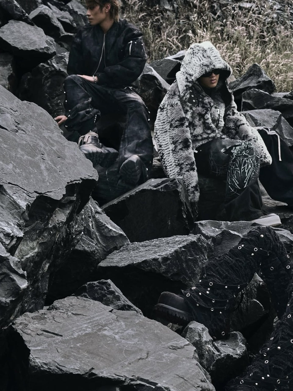 2/28 20:00発売【UNIZ】Black Coating Bomber Jacket / 【ユニズ】コーティングボンバージャケット