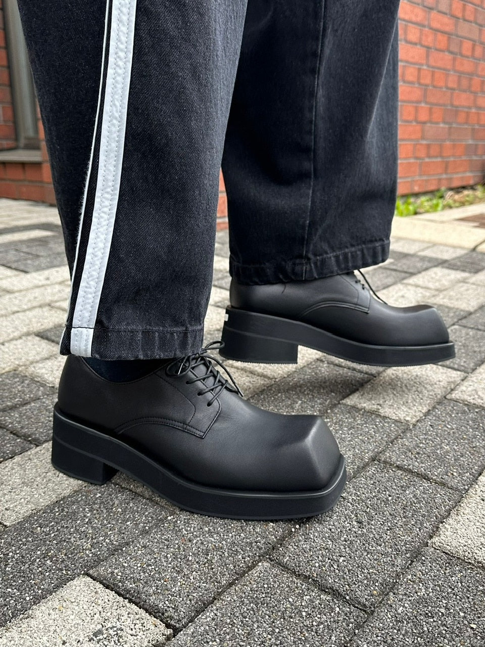 受注制【Chikashitsu +】square toe derby shoes