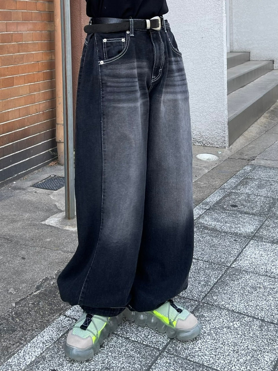 受注制【Chikashitsu +】snap button stitch denim pants / 【チカシツプラス】スナップボタンスティッチデニムパンツ