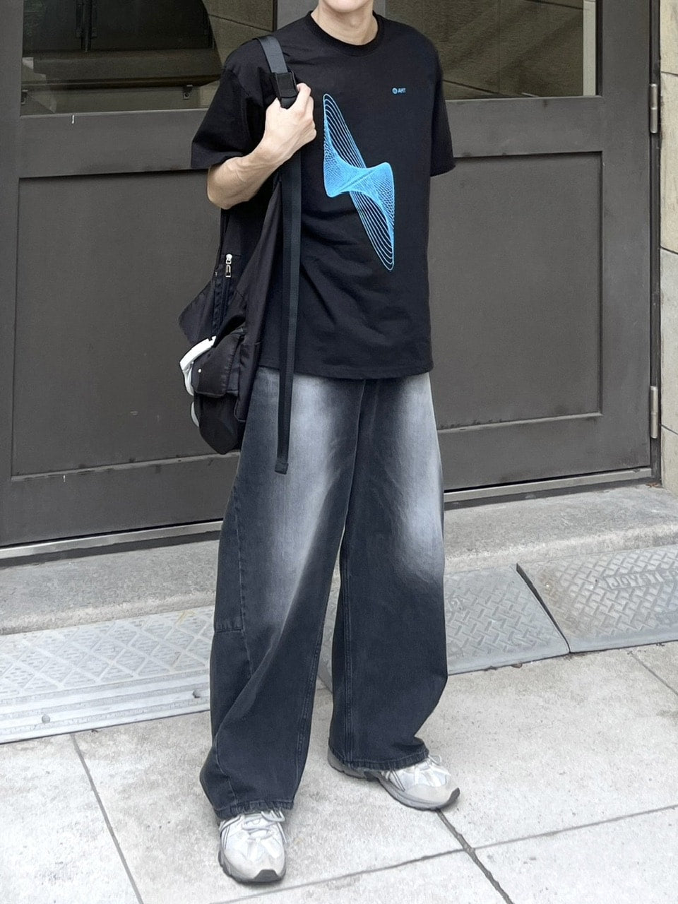 受注制【youll】graphic tee (2color)