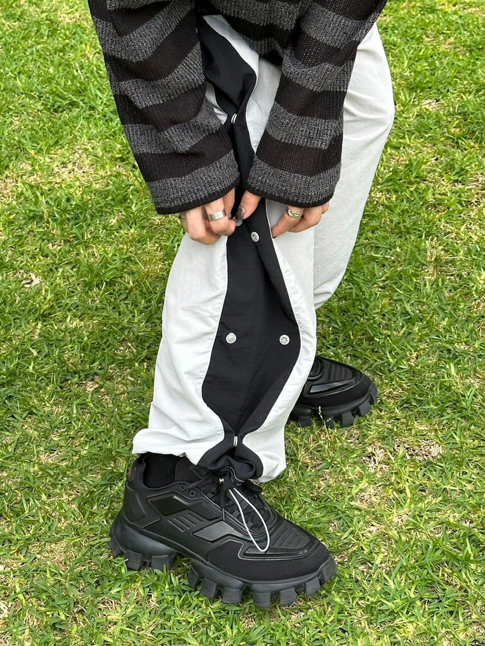 大阪店WEB限定受注制【Chikashitsu +】snap nylon ballon pants (2color)