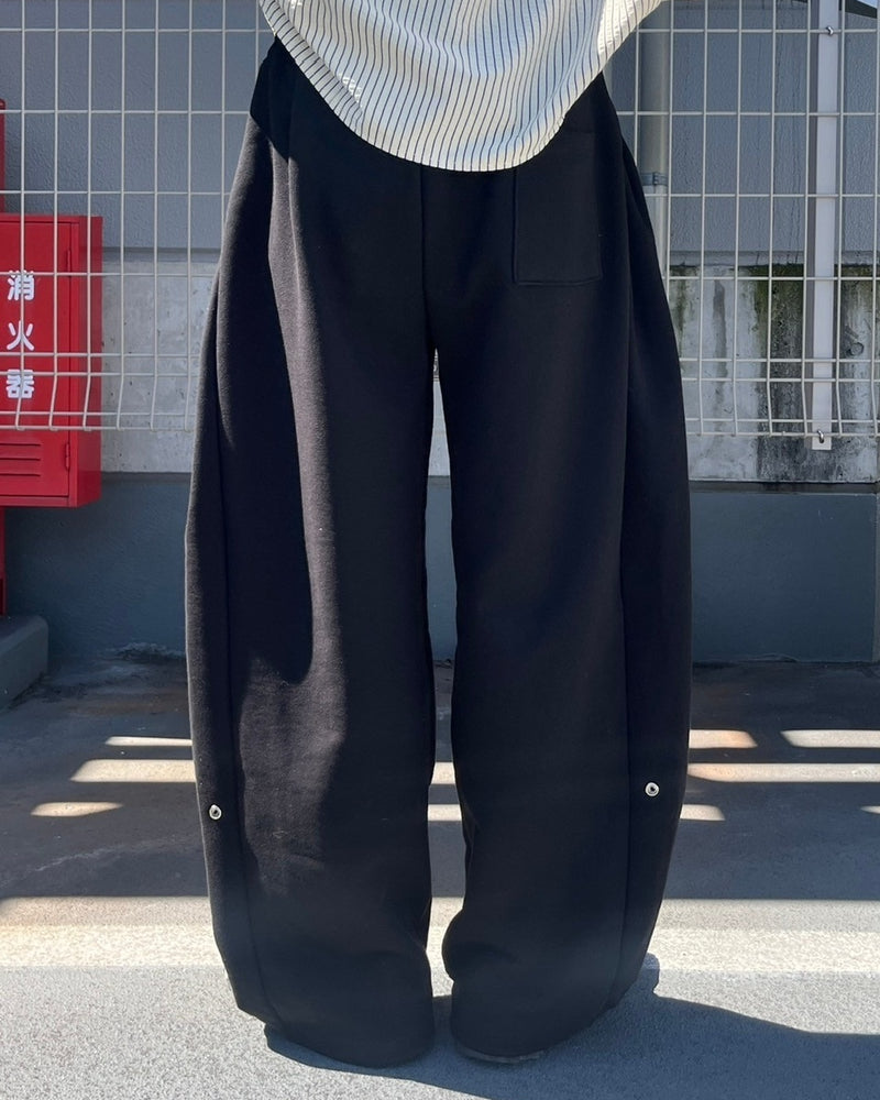 受注制【Chikashitsu +】snap button buggy sweat pants (3color) / 【チカシツプラス】スナップボタンバギースウェットパンツ