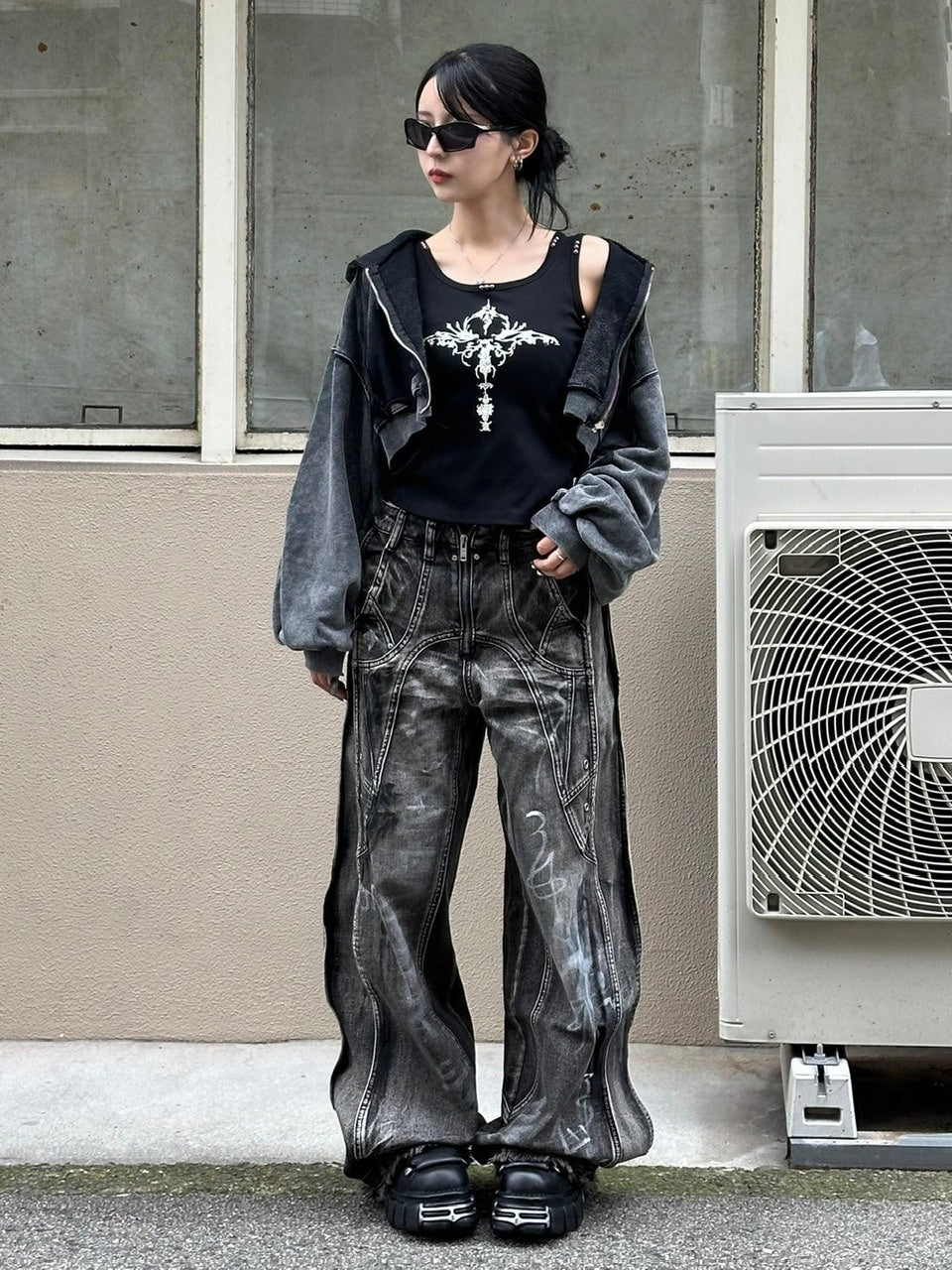 【Never mind the XU】washed crop zipup hoodie