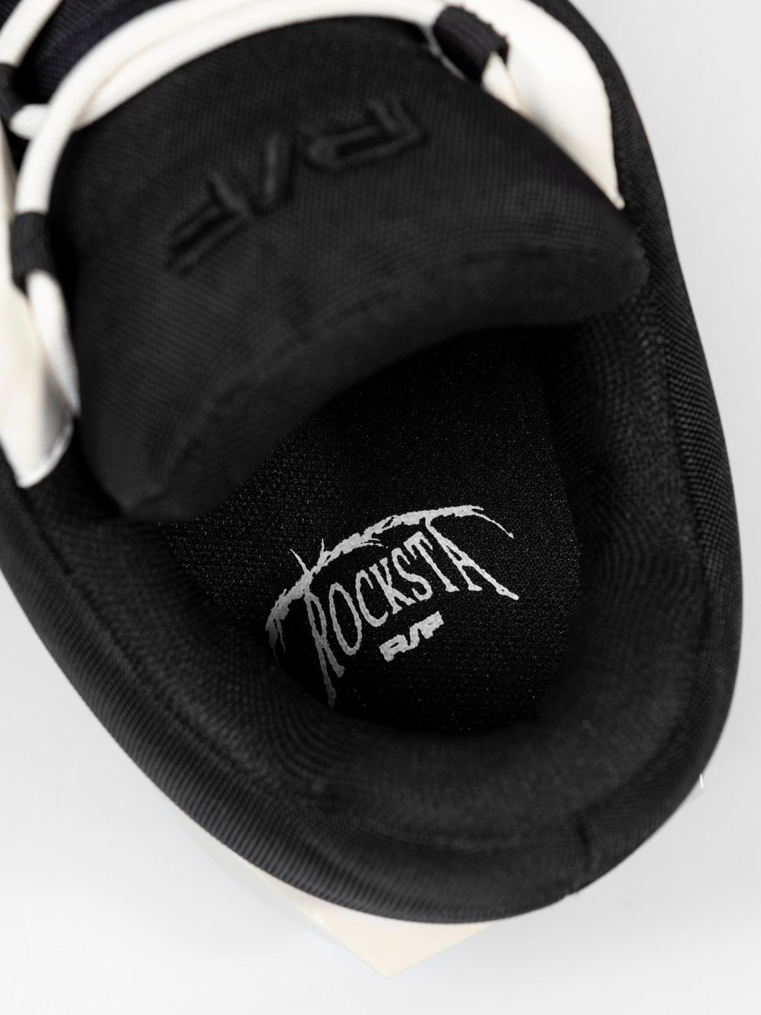 【F.V.V.O】THICK SOLED LOW BOOTS