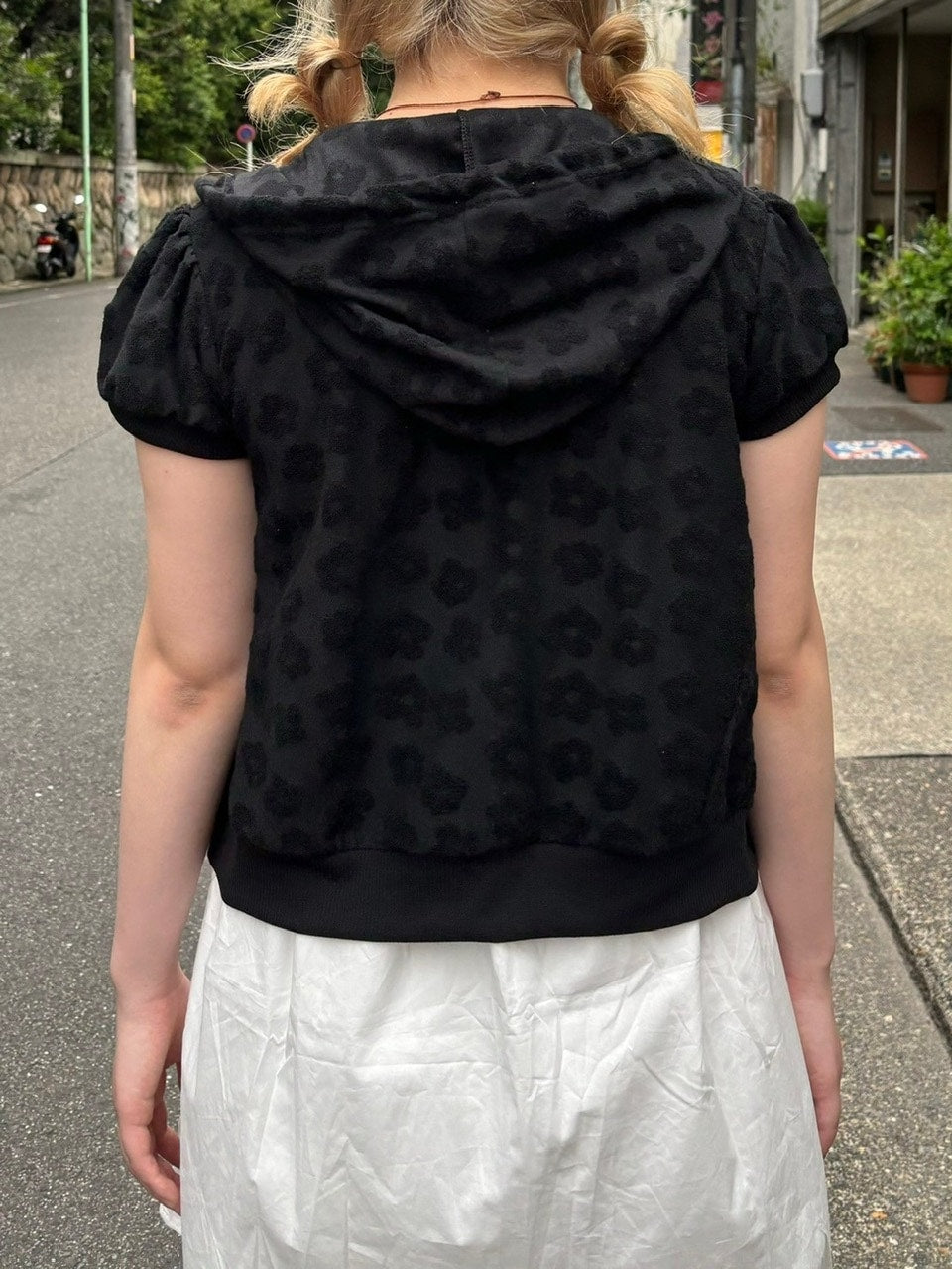 受注制【OaKS】flower pattern cropped zip hoodie (2color)