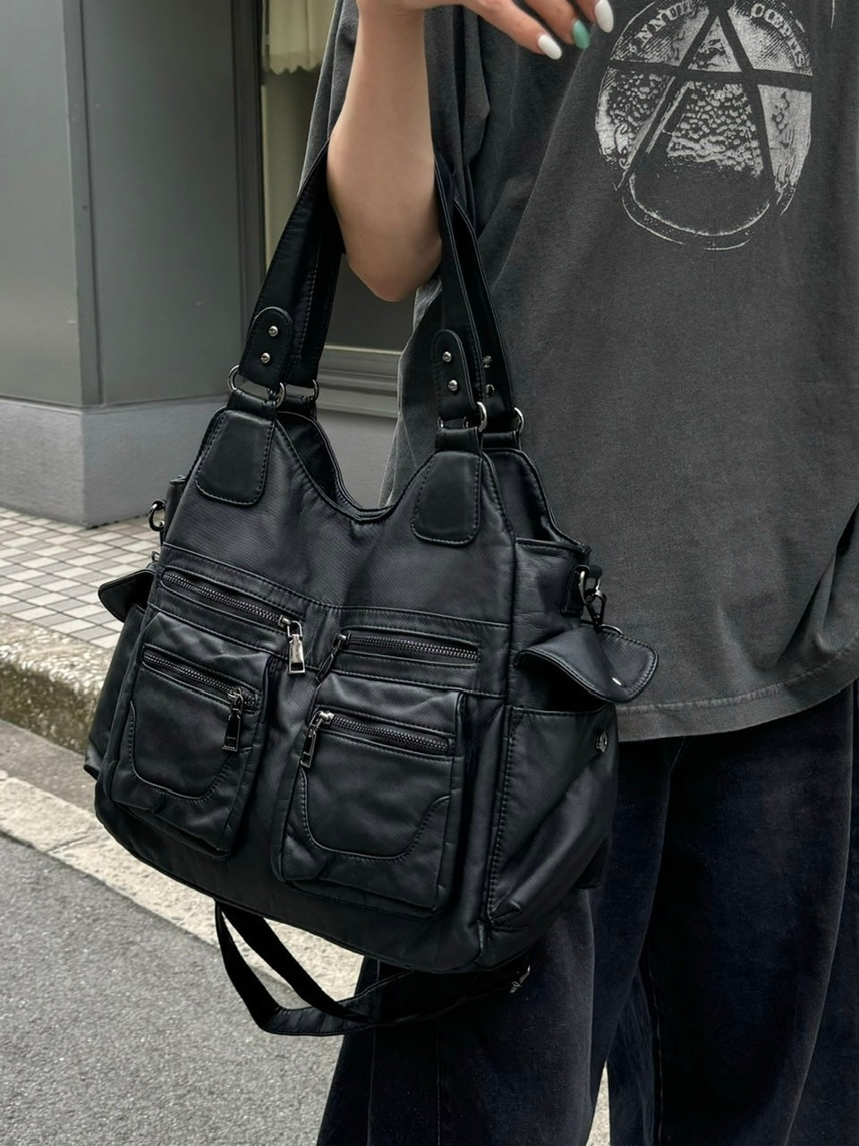 大阪店WEB限定【Chikashitsu +】leather pocket shoulder bag 3