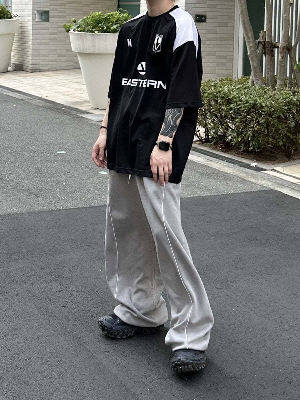 大阪店WEB限定受注制【Chikashitsu +】pigment piping wide sweat pants (2color)