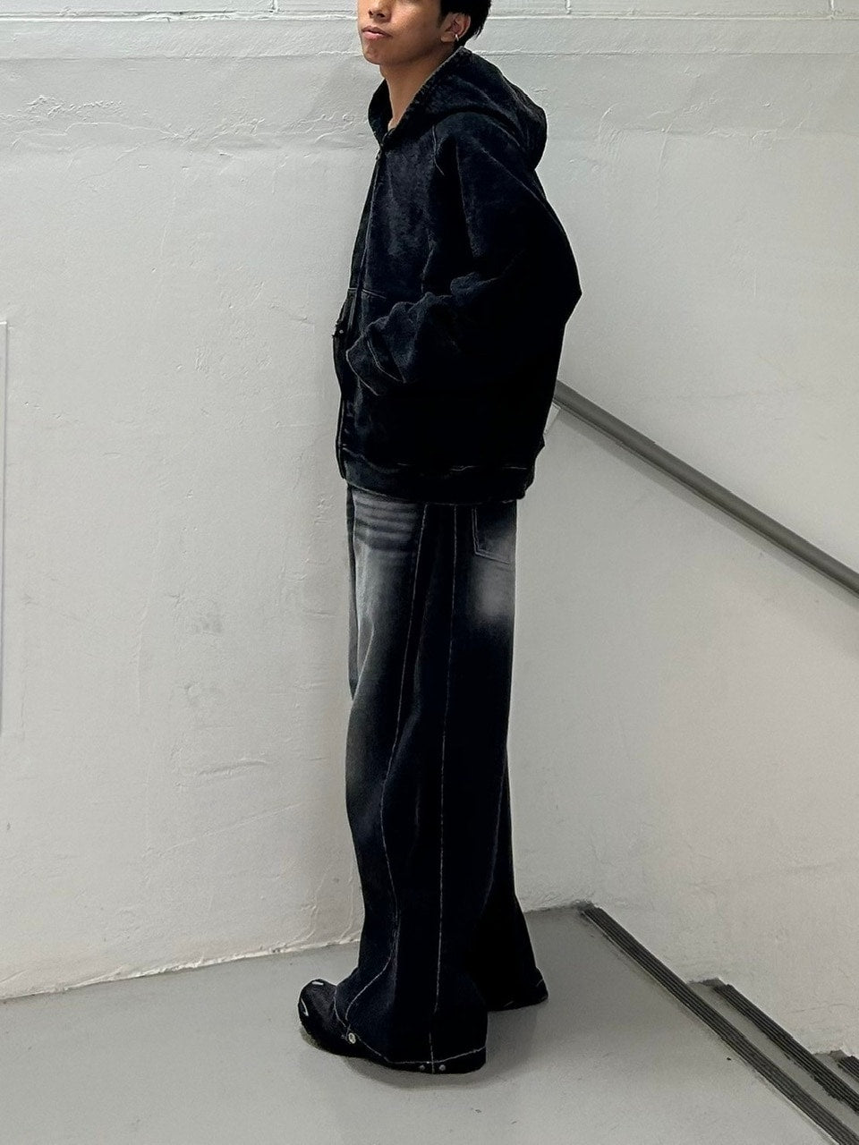 受注制【Chikashitsu +】set up pigment damage zip up hoodie