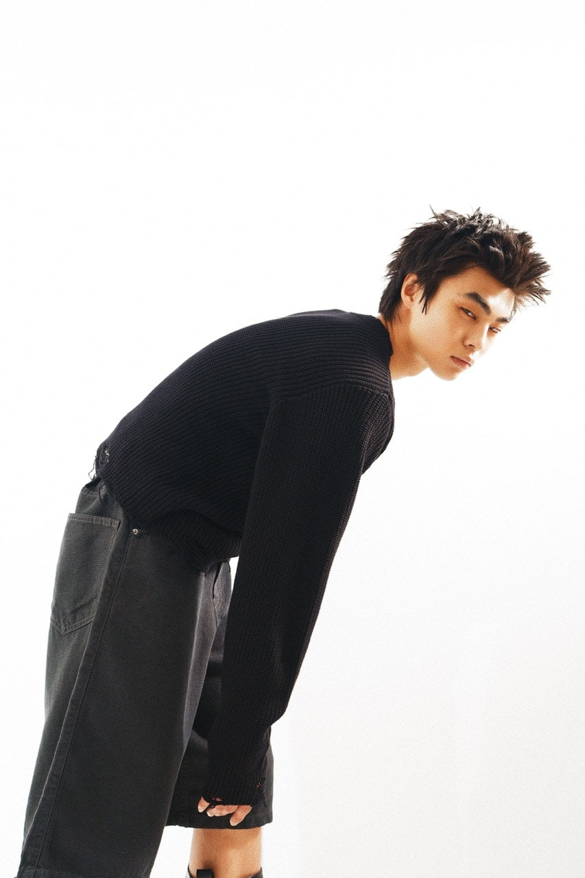 【CS】mock neck damage knit (black)