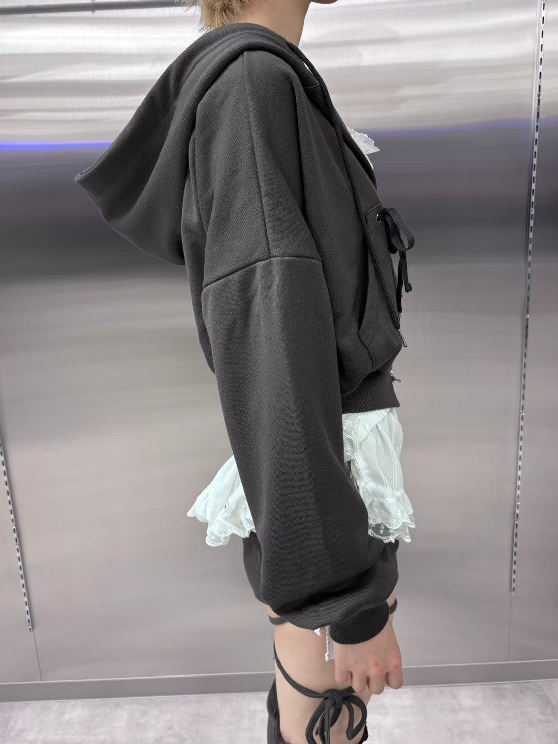 受注制【nmtc +】ribbon crop zip up hoodie (3color)