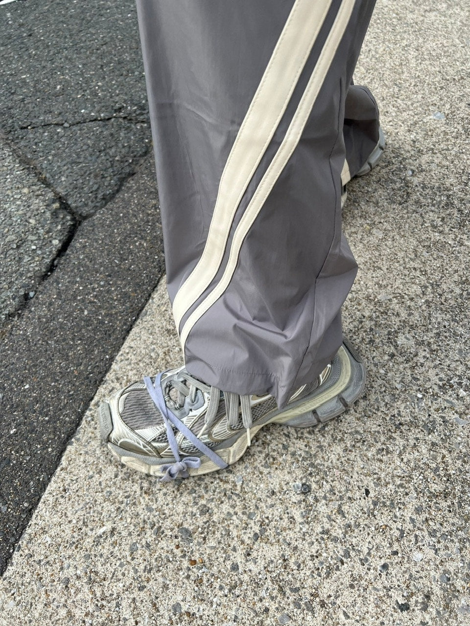 【Chikashitsu +】set up side line track pants (2color) / 【チカシツプラス】セットアップサイドライントラックパンツ