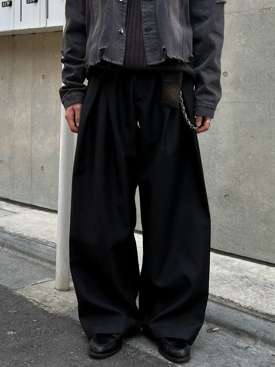 大阪店WEB限定受注制【Chikashitsu +】double tuck balloon slacks (2color)