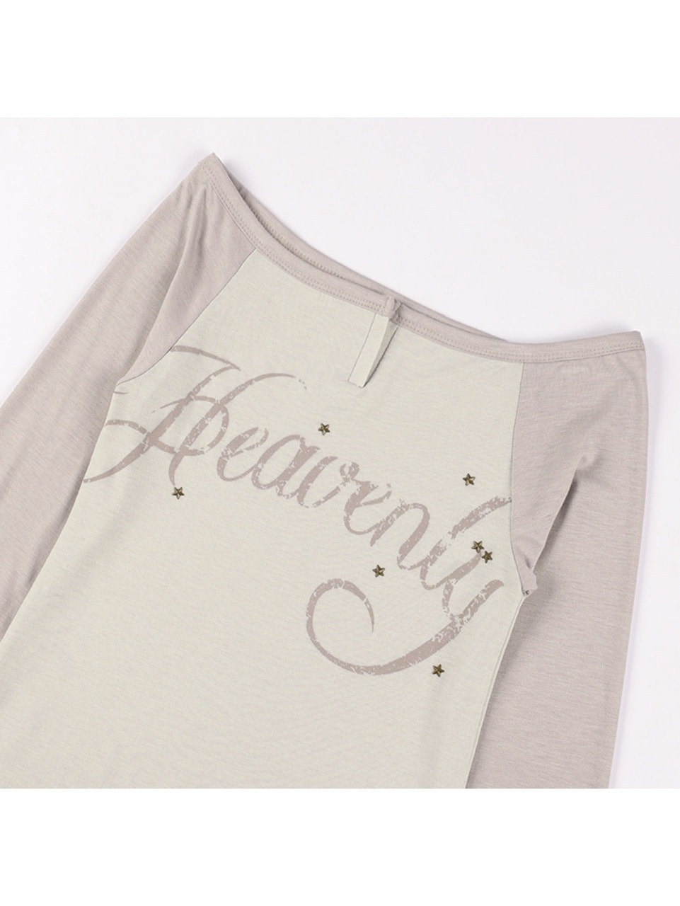 【FANCY CLUB】HEAVENLY OFF-SHOULDER LONG SLEEVE / 【ファンシークラブ】オフショルダーレタリングプリント長袖Tシャツ