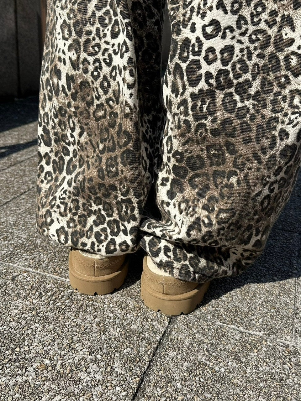 受注制【Chikashitsu +】volume toe suede mule (2color)