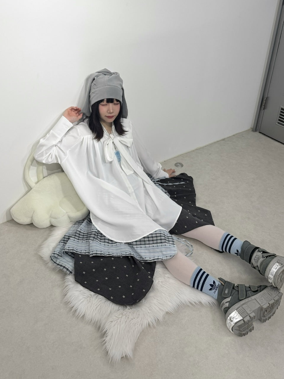 国際配送【Nerd out XU】reversible asymmetry drawstring skirt